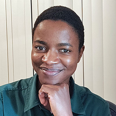 Ouname-Mhotsha-Portrait-Web-300×300-1